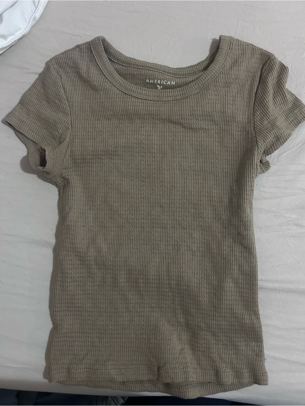 American Eagle Outfitters Olive Ribbed Crewneck Short Sleeve Tee